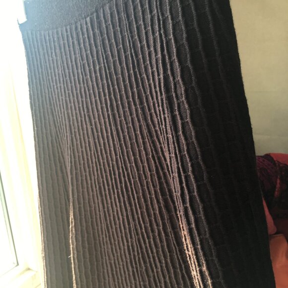 Suzy Shier Brown Skirt A line Viscose Med H2H-1018-2- Stretch Ribbed Waist. - Picture 3 of 7